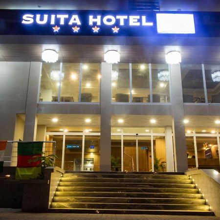 Suita Hotel Yaoundé Esterno foto